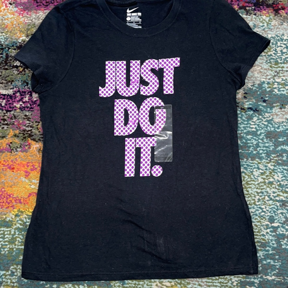Girls Nike Tshirt